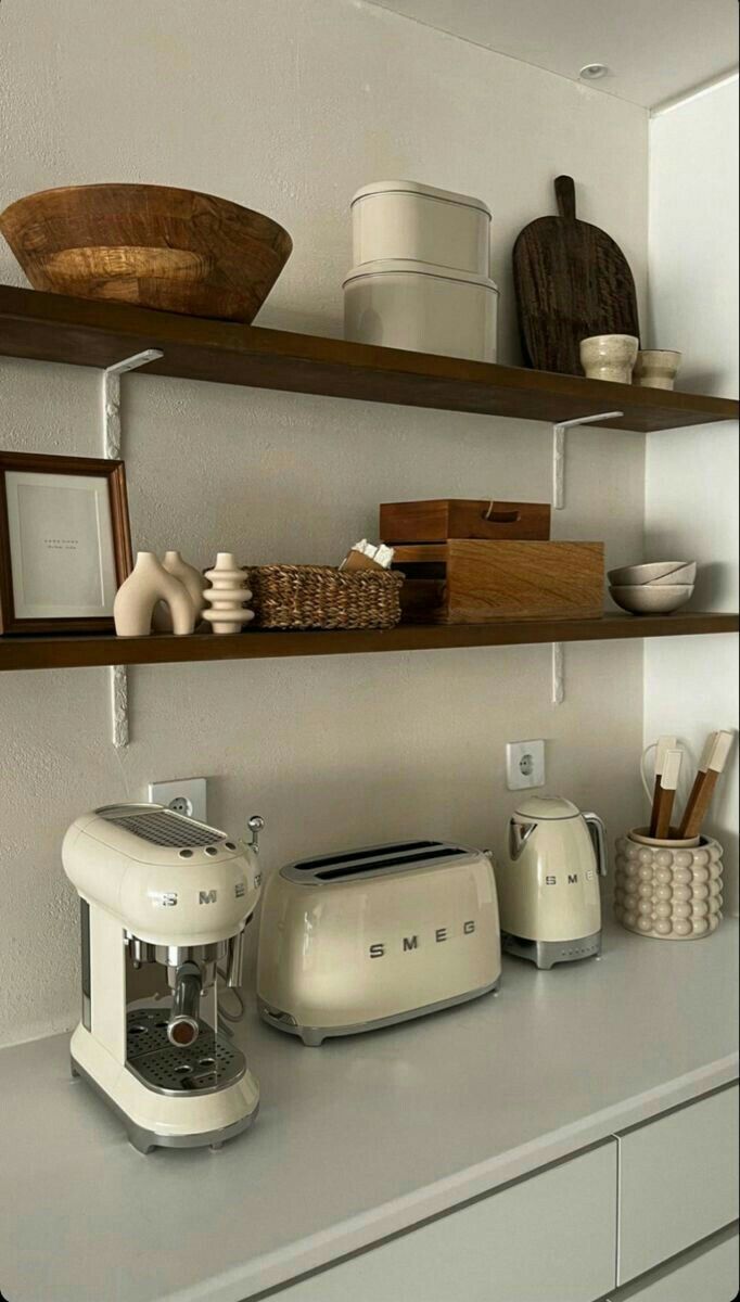 SMALL APPLIANCES
